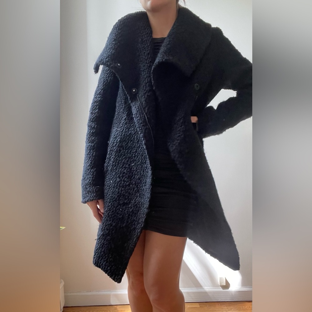 Wool black peacoat